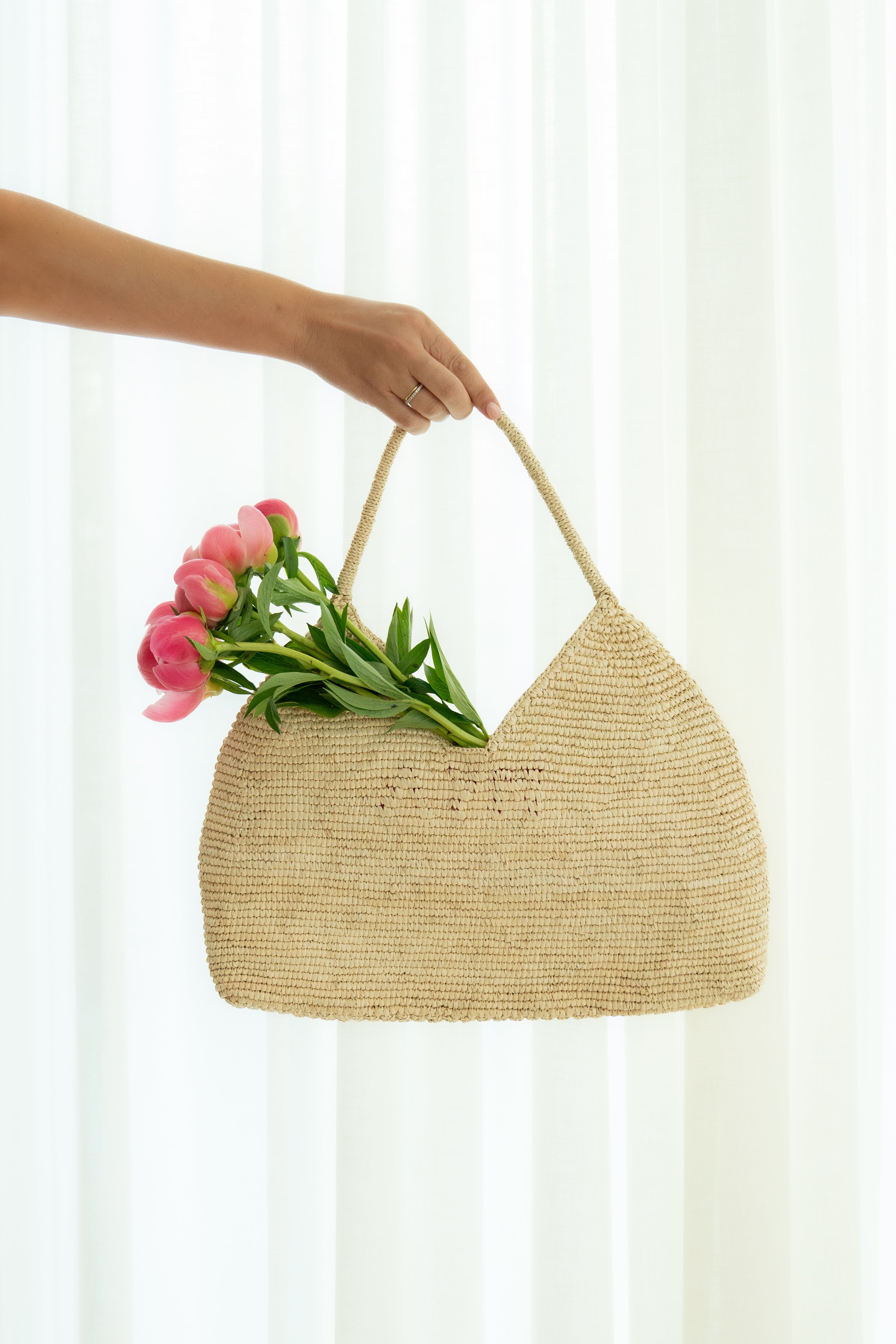 Essence Natural Crochet Bag